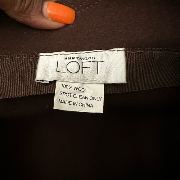 Vintage Ann Taylor loft  100% Brown Wool Fabric  one size fit most - Picture 2 of 4